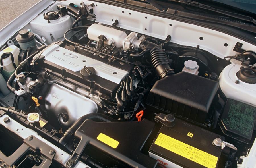  Hyundai Accent 2004 года  (фото 4 из 29)